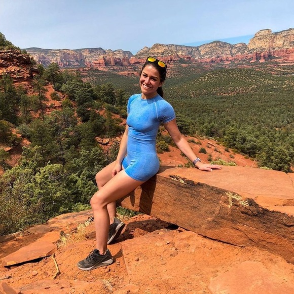 Meet Your Posher, Shelby - Picture 6 of 11